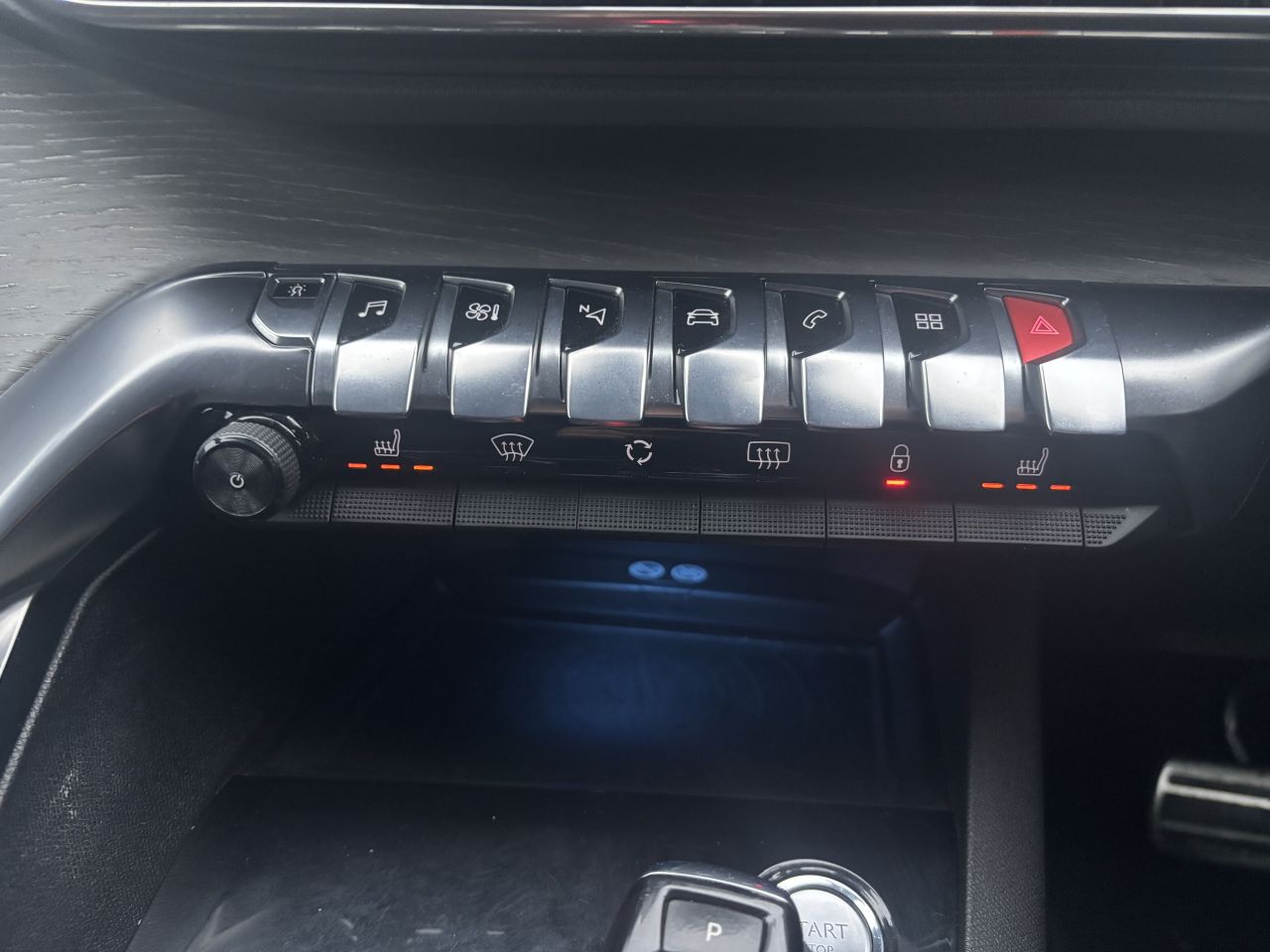 2017 PEUGEOT 3008 2.0 BlueHDi GT