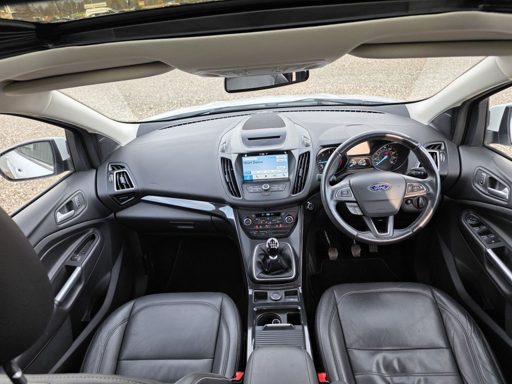 2017 FORD KUGA 1.5 TDCi Titanium