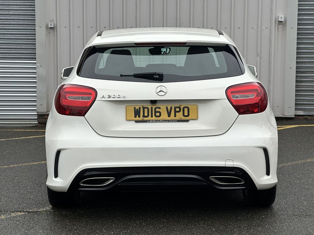 2016 MERCEDES-BENZ A-CLASS 2.1 A200d AMG Line