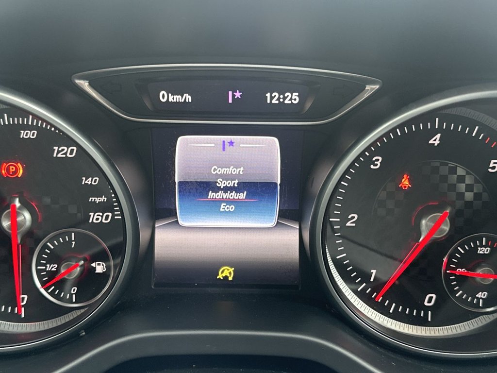 2016 MERCEDES-BENZ A-CLASS 2.1 A200d AMG Line