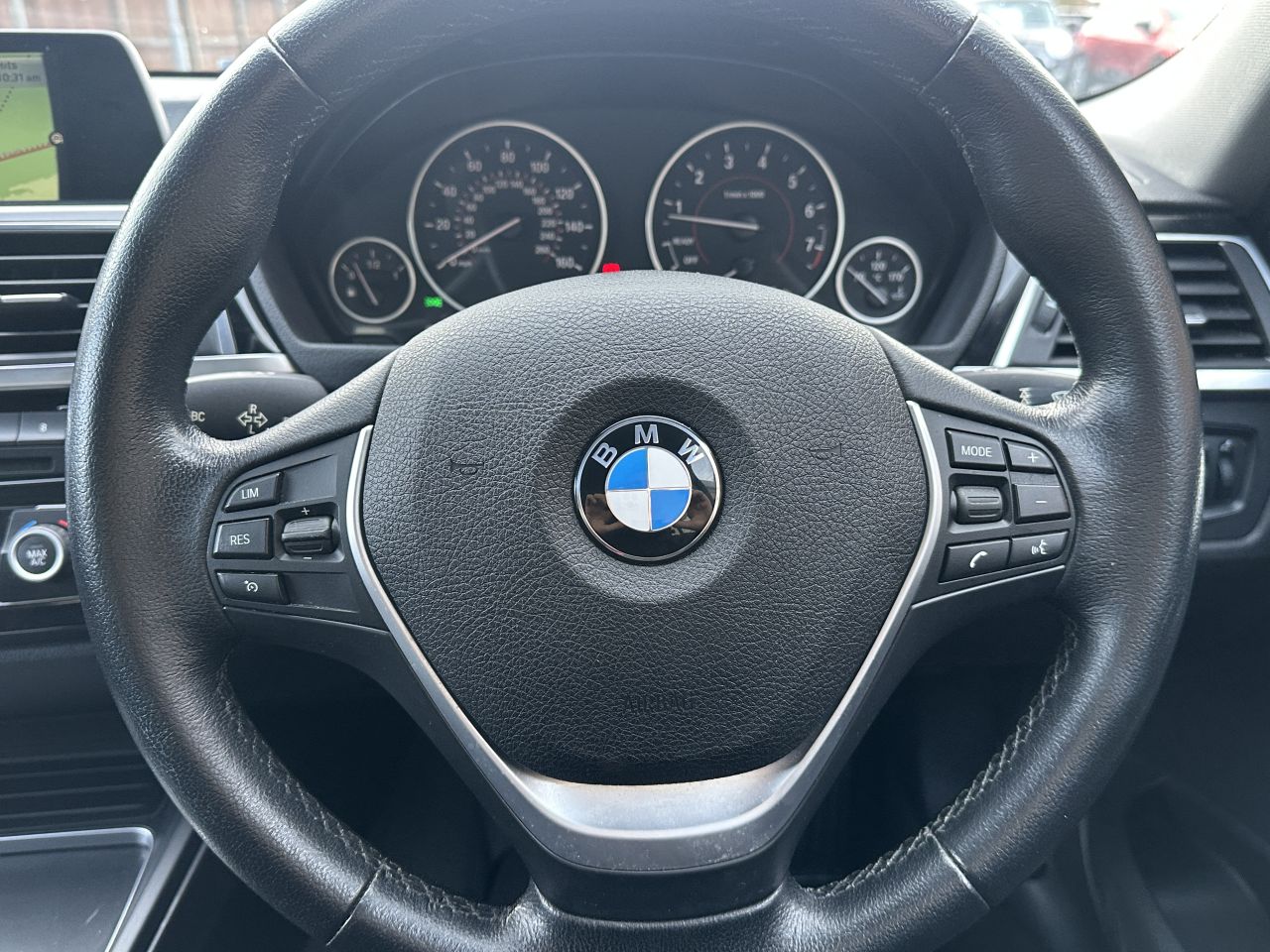 2015 BMW 3 Series 320i Sport Saloon