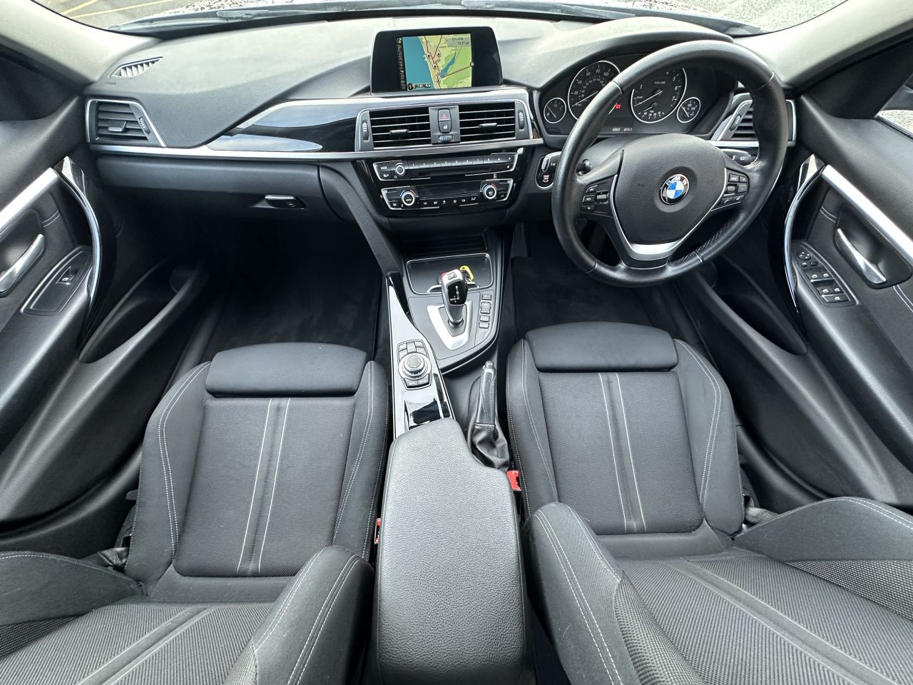 2015 BMW 3 Series 320i Sport Saloon